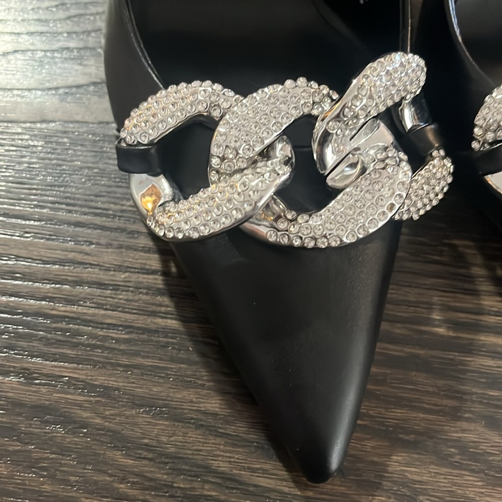 Karl Lagerfeld Paris Calise Pointed Toe Pump - Picture 2 of 9